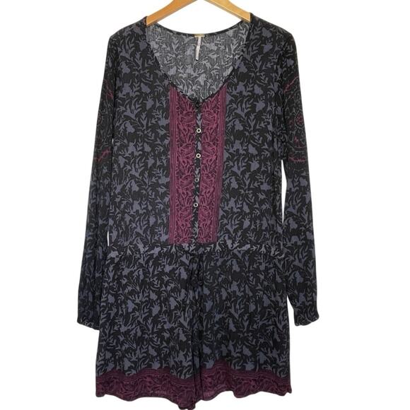 FREE PEOPLE Women’s Black and Gray Geo Print long Sleeve Romper medium - Picture 2 of 4